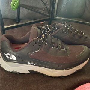 The North Face Men's Black VECTIV Shoes